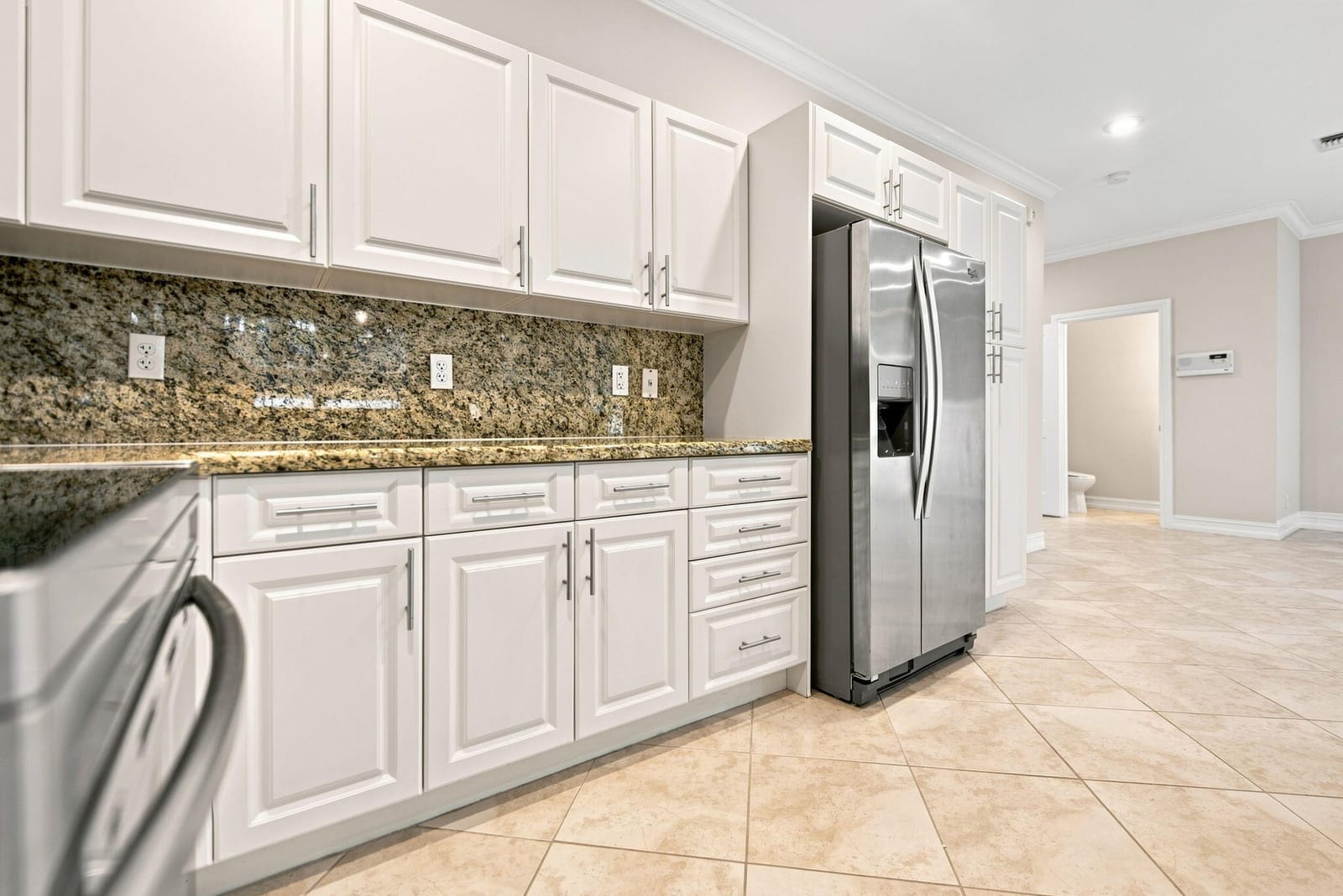 3434 NE 13TH Avenue, Oakland Park, FL 33334 photo 11