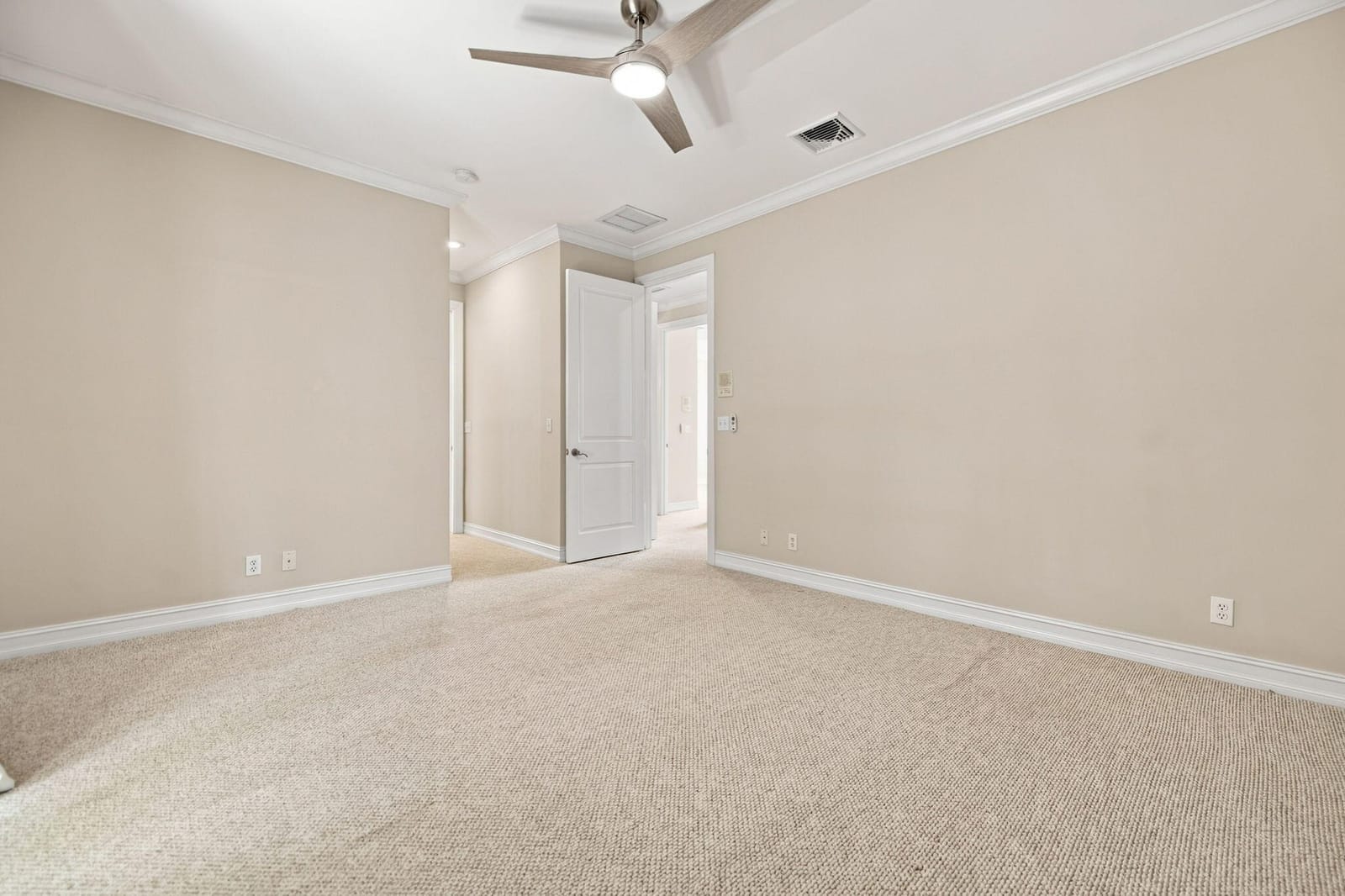 3434 NE 13TH Avenue, Oakland Park, FL 33334 photo 17