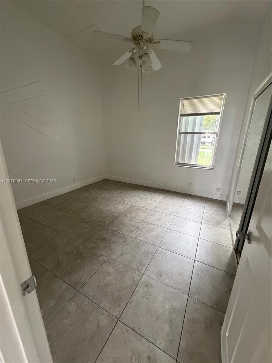 410 N 58th Avenue S — photo 4