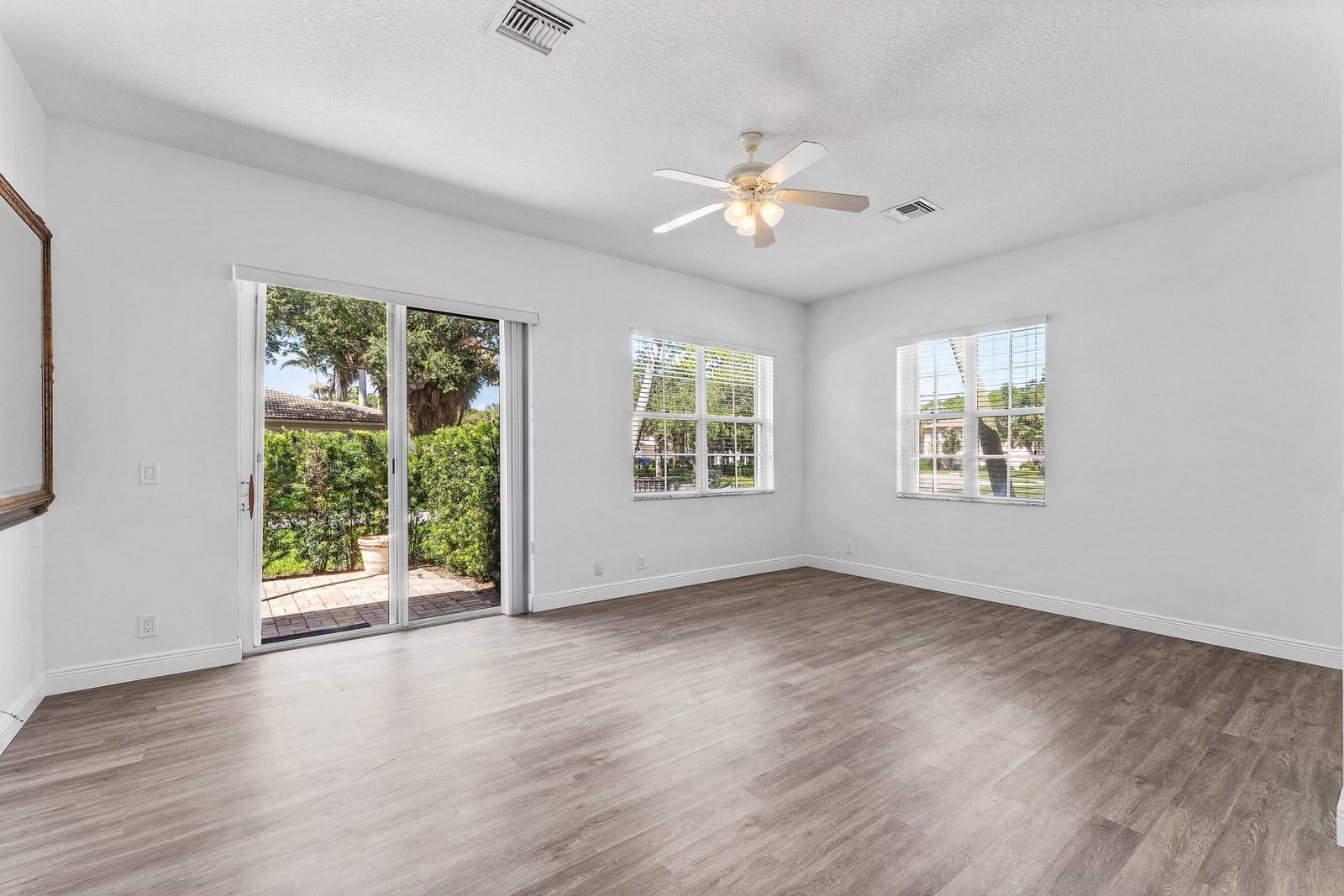 542 TOMAHAWK Court, Palm Beach Gardens, FL 33410 photo 13