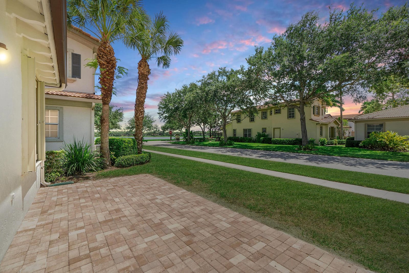 542 TOMAHAWK Court, Palm Beach Gardens, FL 33410 photo 23