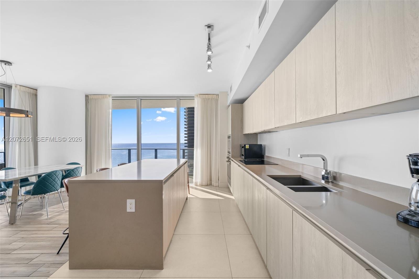 4111 S Ocean Drive 1001 — photo 11