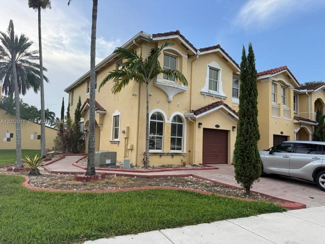 14949 SW 8th Terrace 14949, Miami, FL 33194