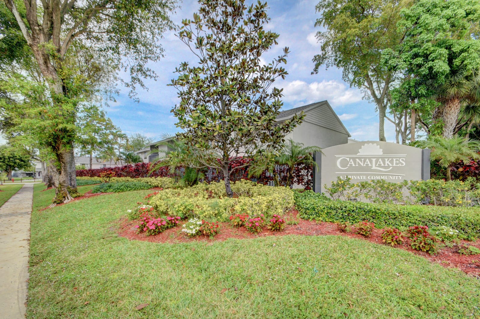 1506 WHARF Lane 1506, Greenacres, FL 33463