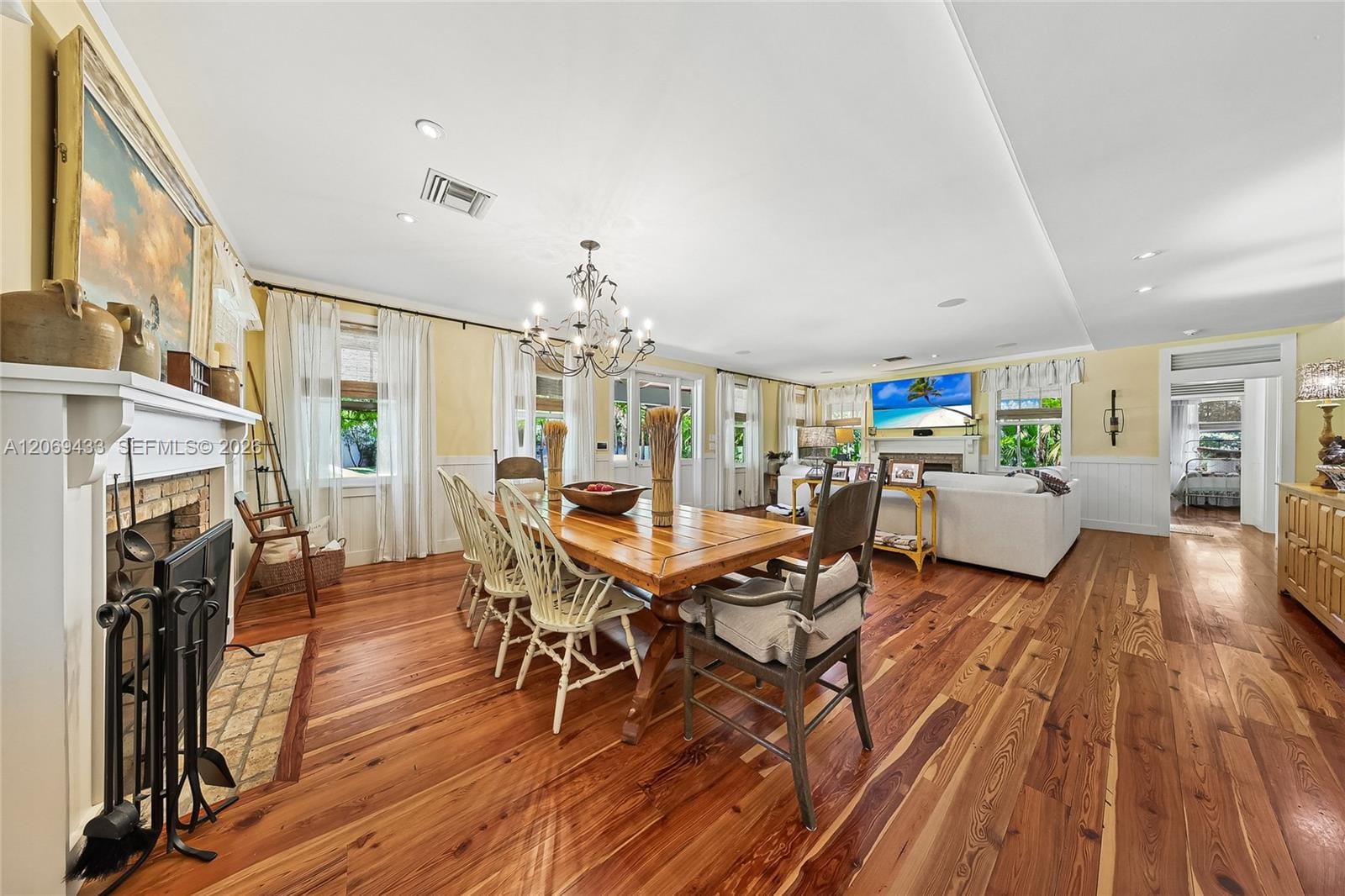 180 Ocean Boulevard — photo 3