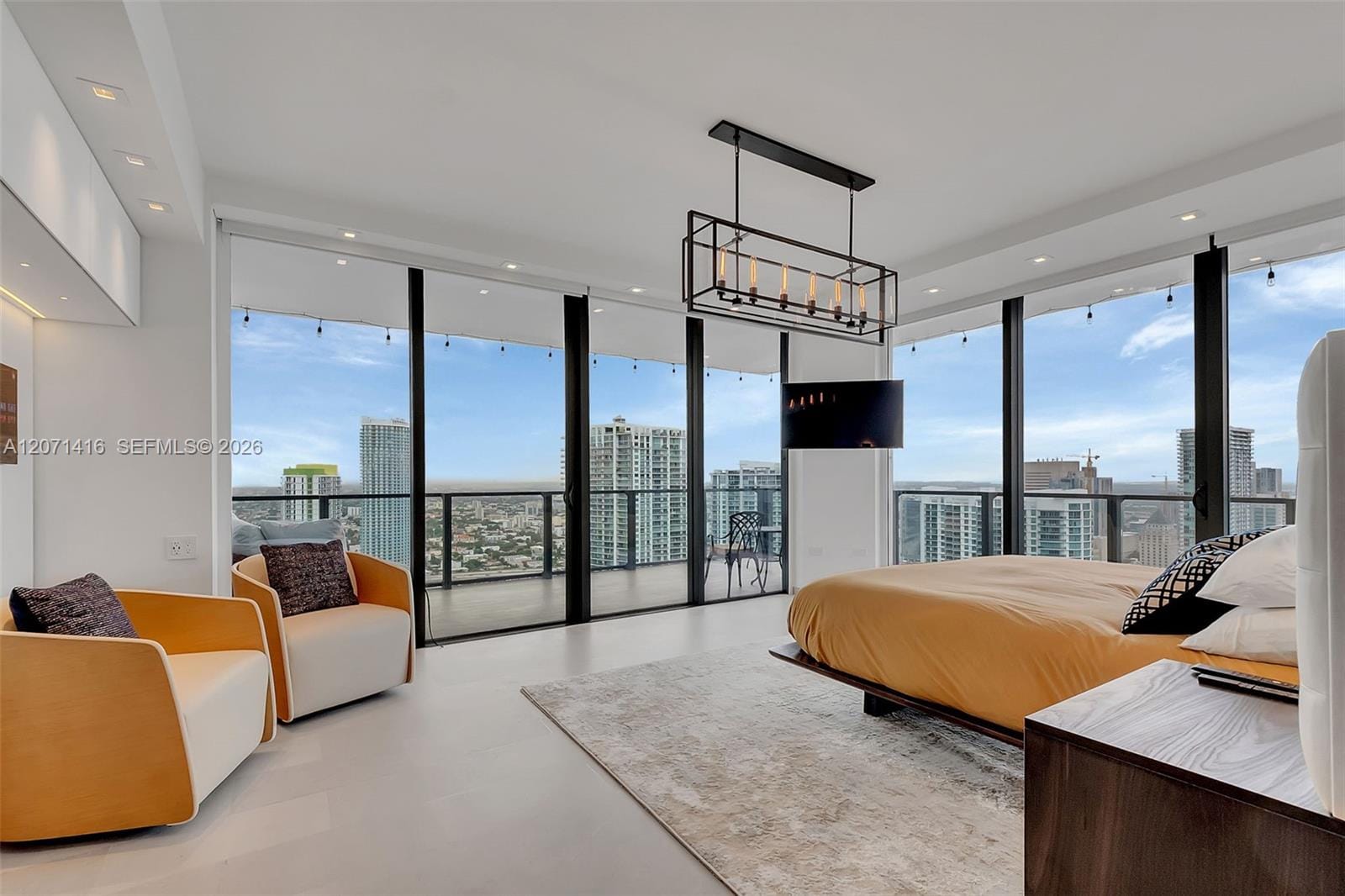 68 SE 6th Street 3911, Miami, FL 33131 photo 13