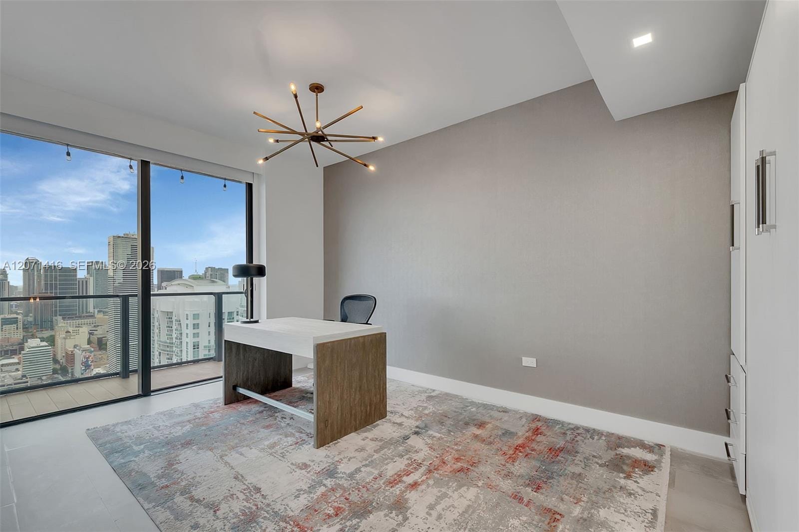 68 SE 6th Street 3911, Miami, FL 33131 photo 19