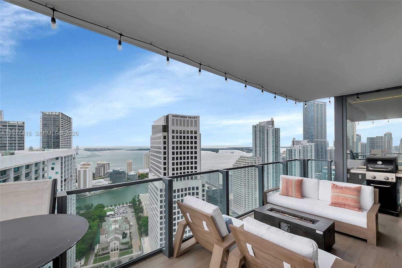 68 SE 6th Street 3911, Miami, FL 33131 photo 25