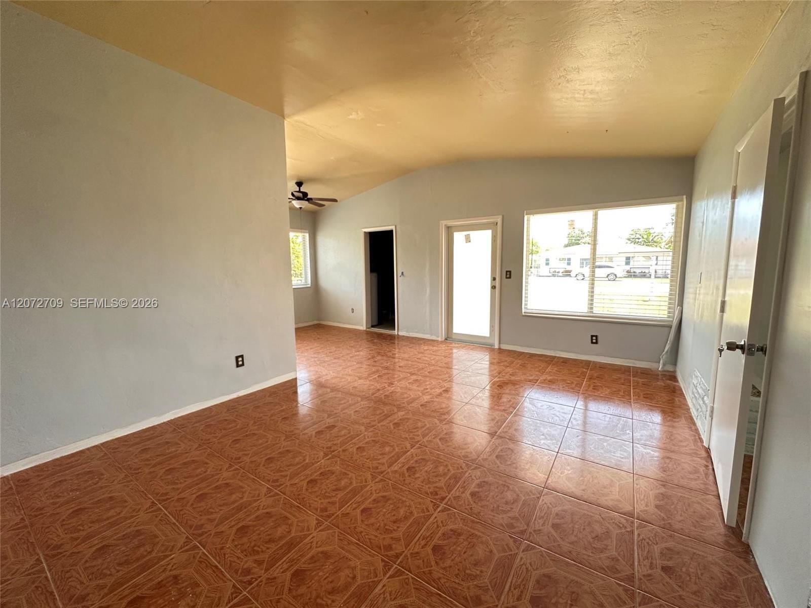17150 NE 4th Place — photo 6