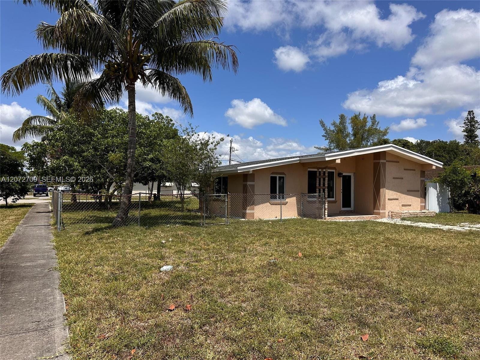 17150 NE 4th Place, North Miami Beach, FL 33162