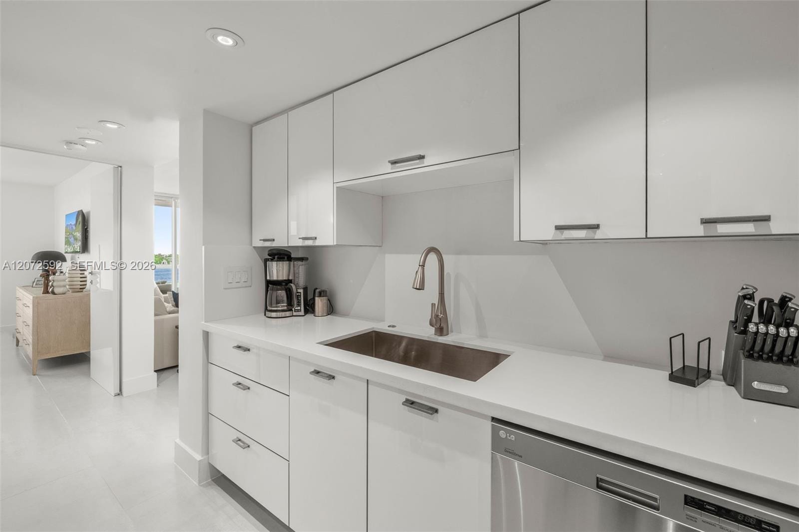 650 West Avenue 709, Miami Beach, FL 33139 photo 26