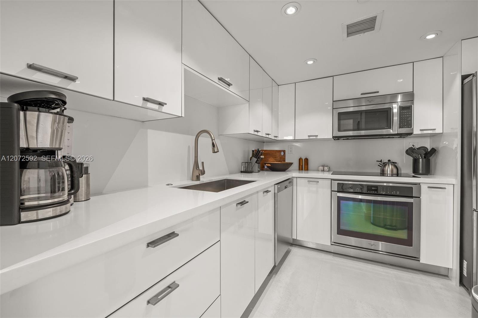 650 West Avenue 709, Miami Beach, FL 33139 photo 29