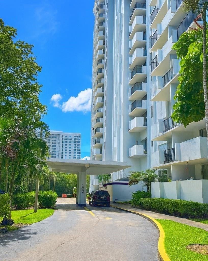 2780 NE 183rd Street 717, Aventura, FL 33160 photo 19