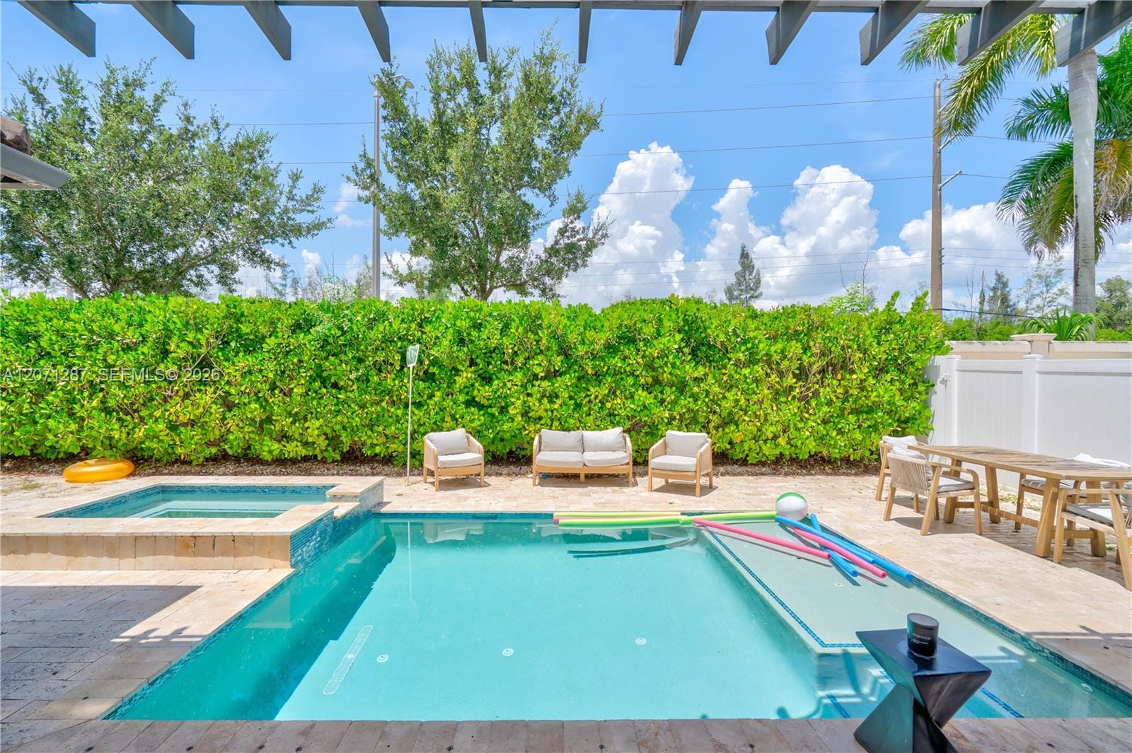 9400 W 35th Lane, Hialeah, FL 33018 photo 17