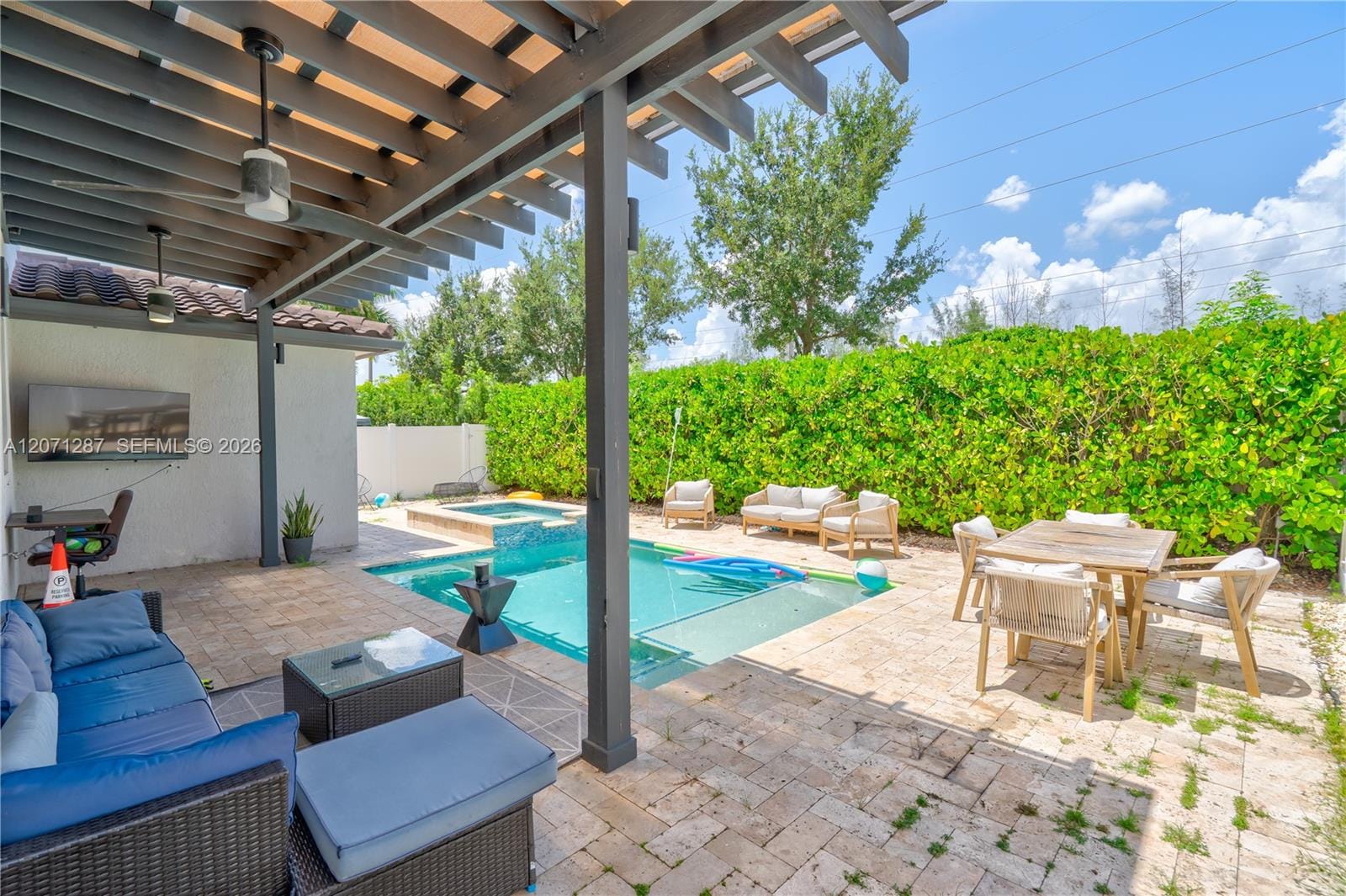 9400 W 35th Lane, Hialeah, FL 33018 photo 18