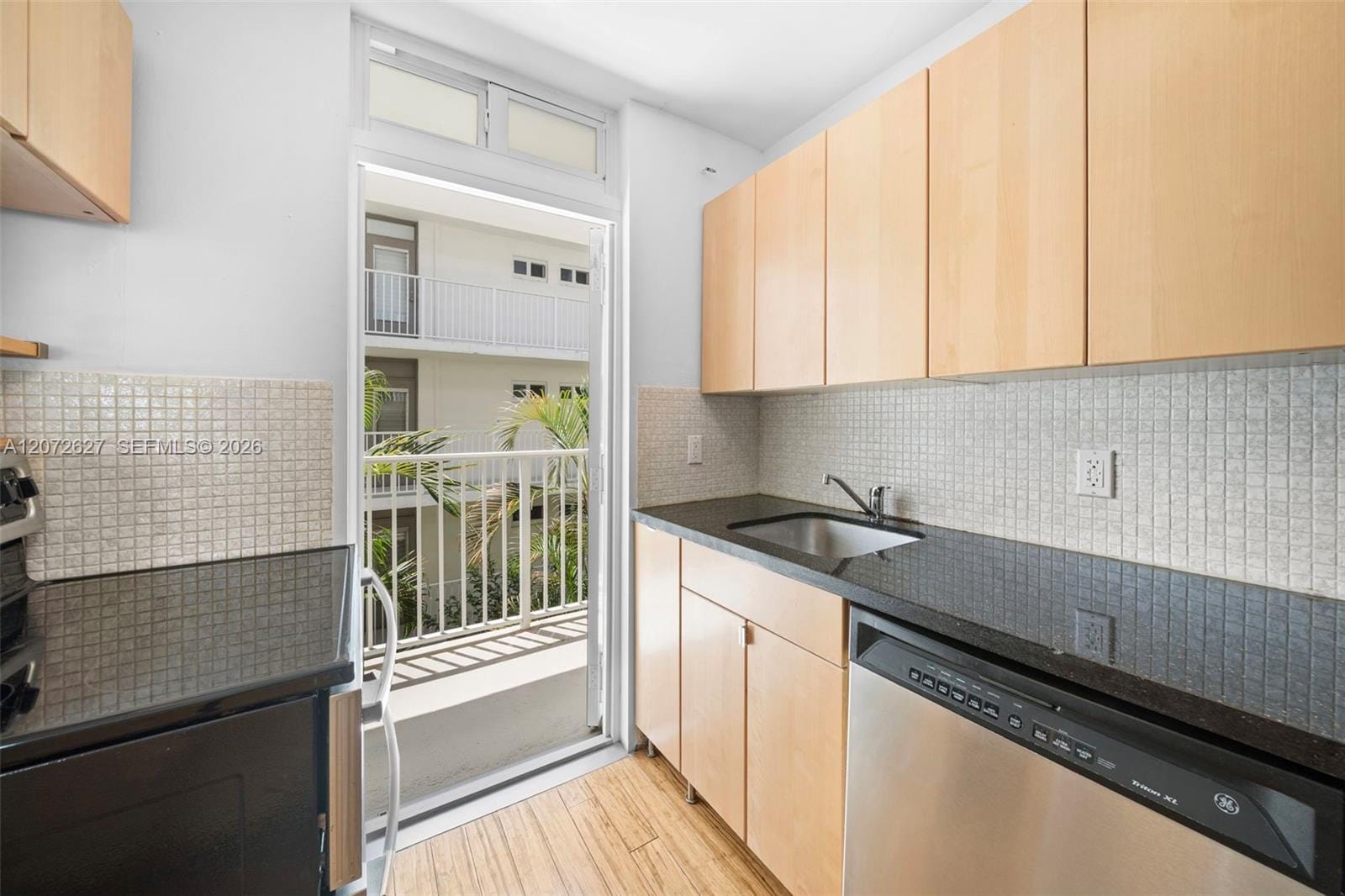 1670 Bay Road 4B, Miami Beach, FL 33139 photo 7