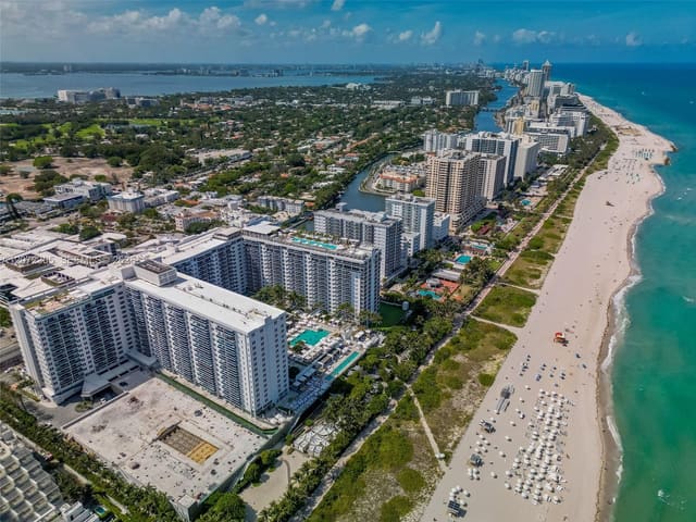 2301 Collins Avenue 1014, Roney Palace, Miami Beach, FL
