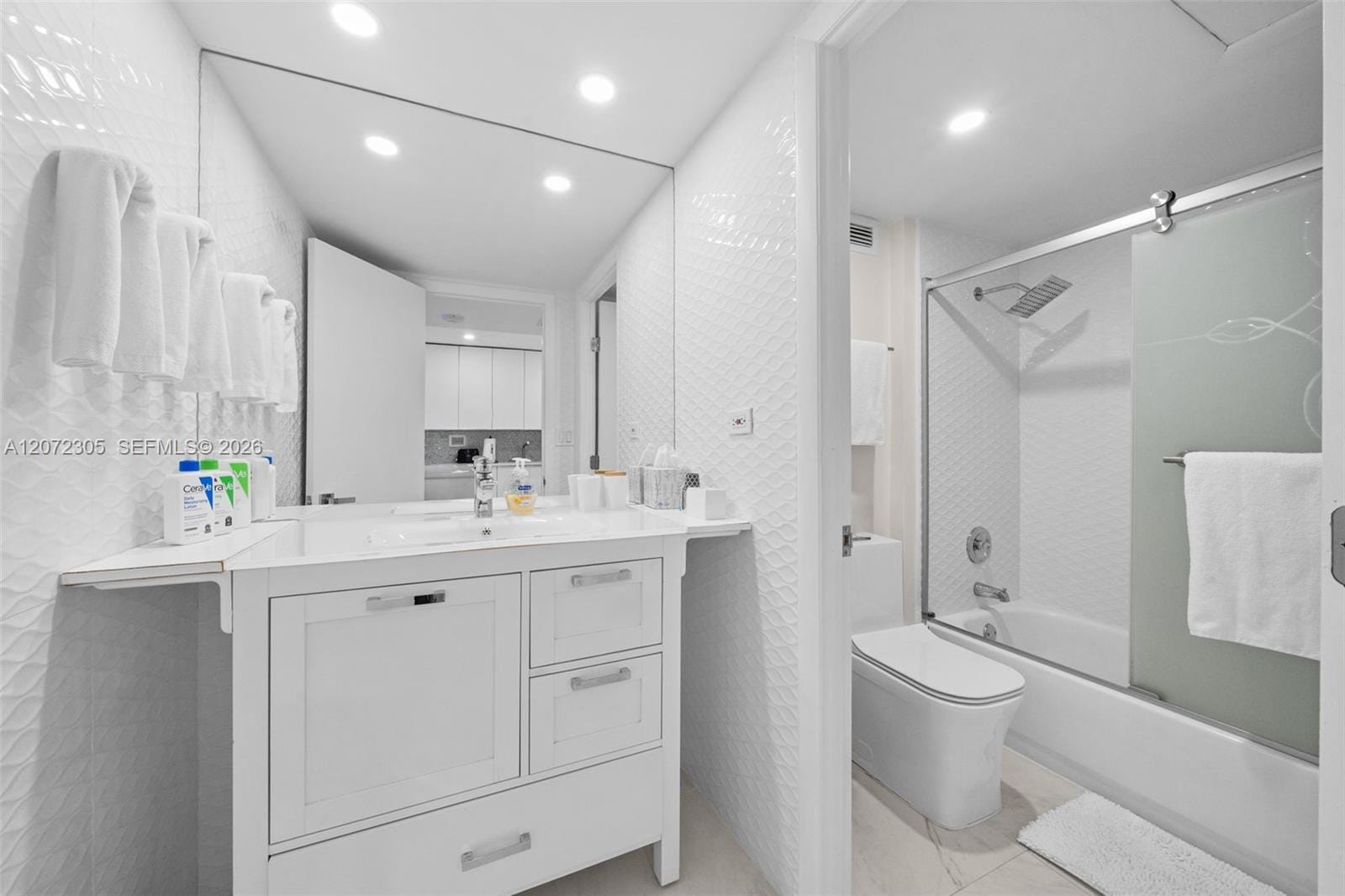 2301 Collins Avenue 1014, Miami Beach, FL 33139 photo 17