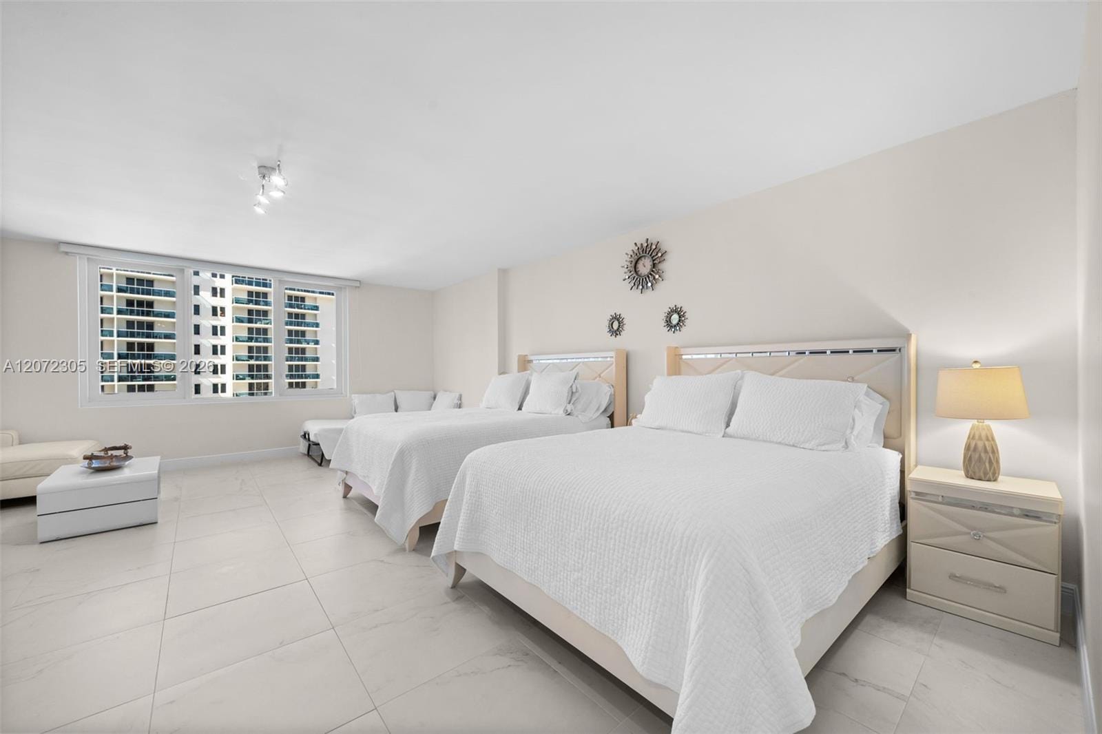 2301 Collins Avenue 1014 — photo 9