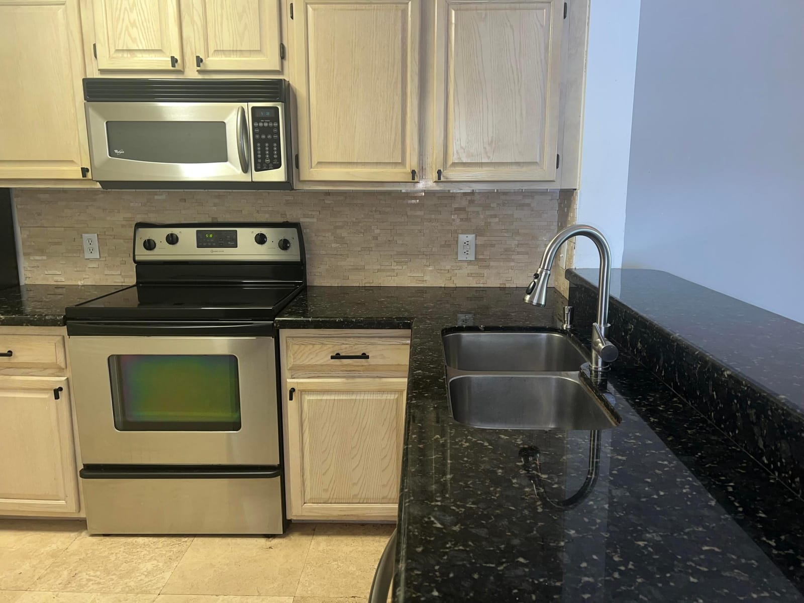 1760 PALM COVE Boulevard 5-305 — photo 10