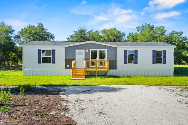 21712 NW 274TH Street, Okeechobee, FL 34972