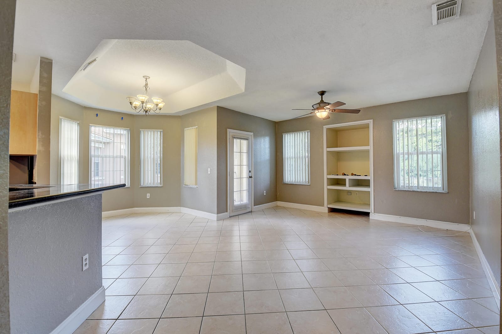 1206 BELMONT Place — photo 3