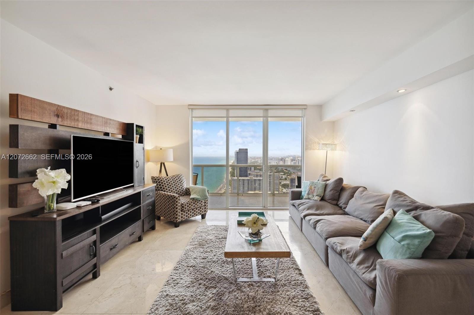 1830 S Ocean Drive 4303 — photo 2