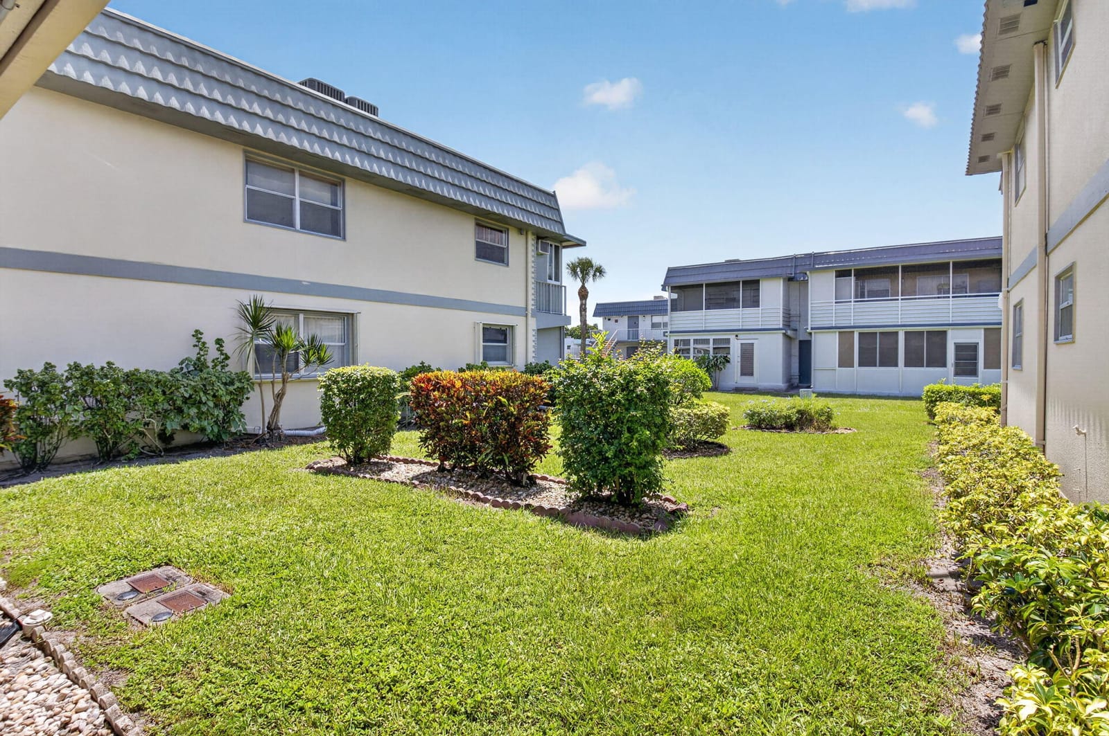 436 BRITTANY J Drive 436, Delray Beach, FL 33446 photo 27