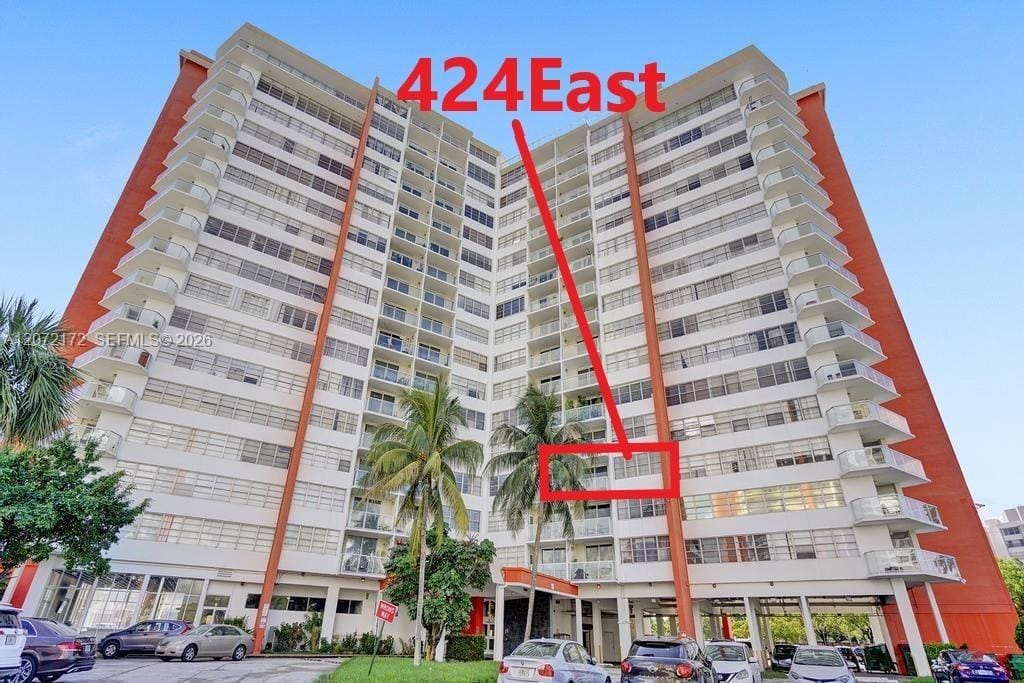 1351 NE Miami Gardens Drive 424E