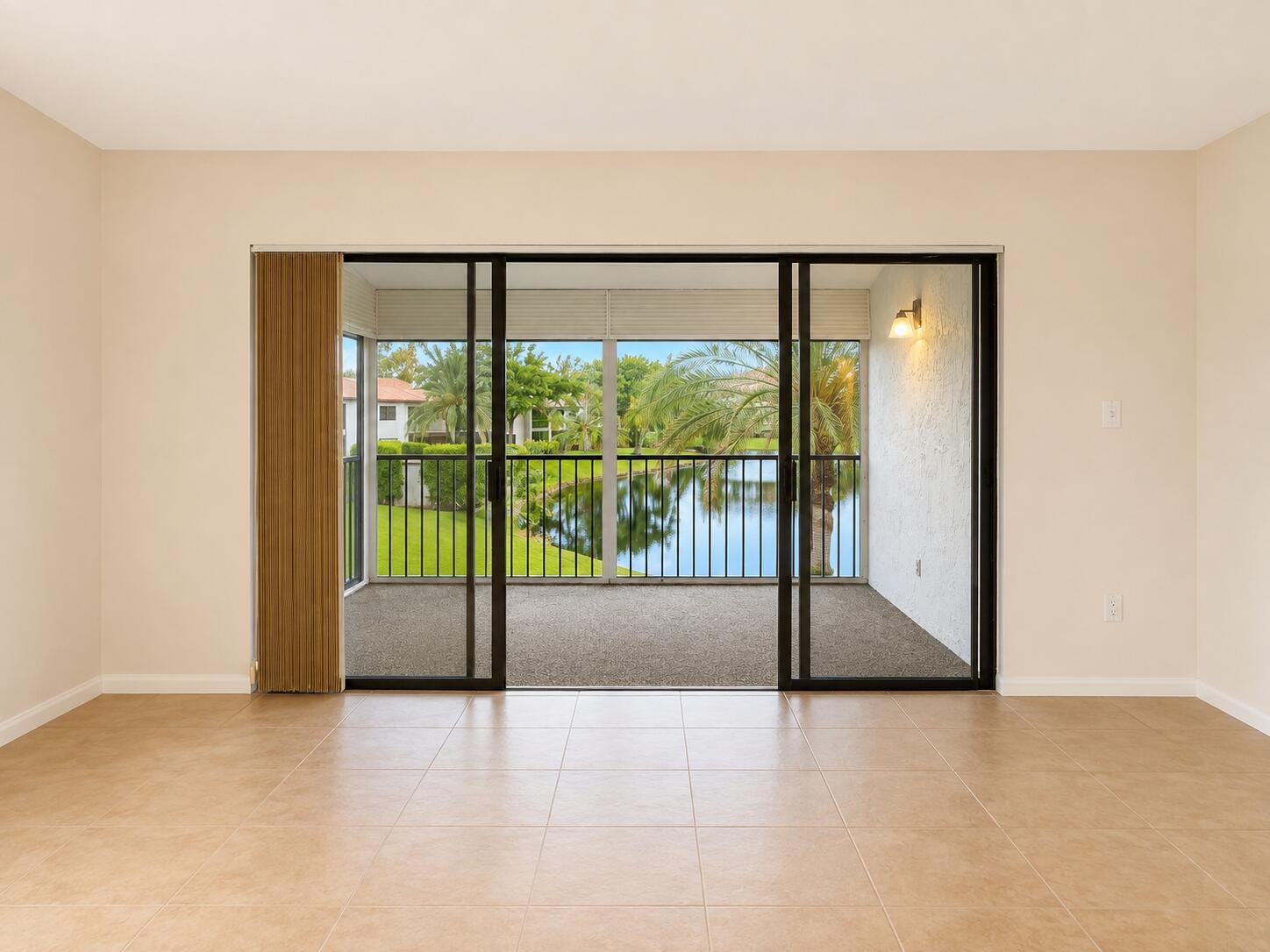 9307 Vista Del Lago 17B — photo 5