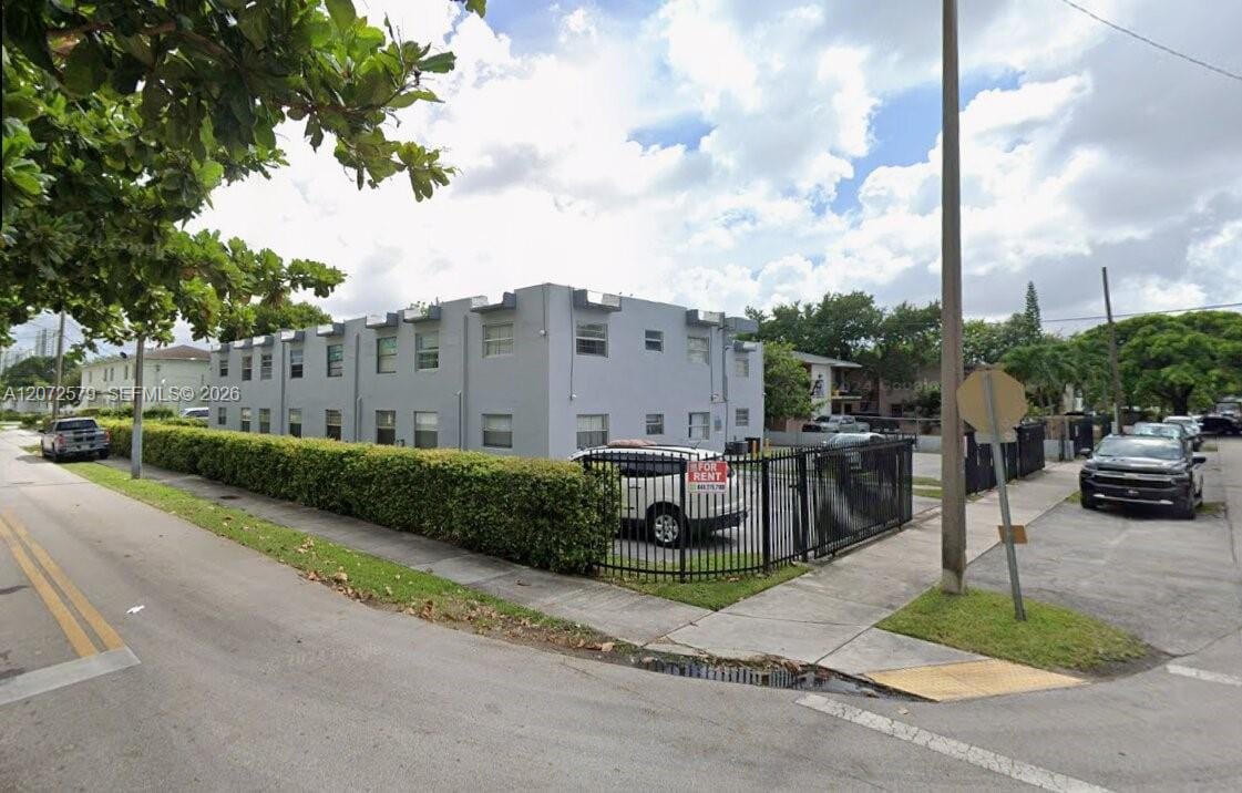 1800 NW 19th Street 2 — photo 10