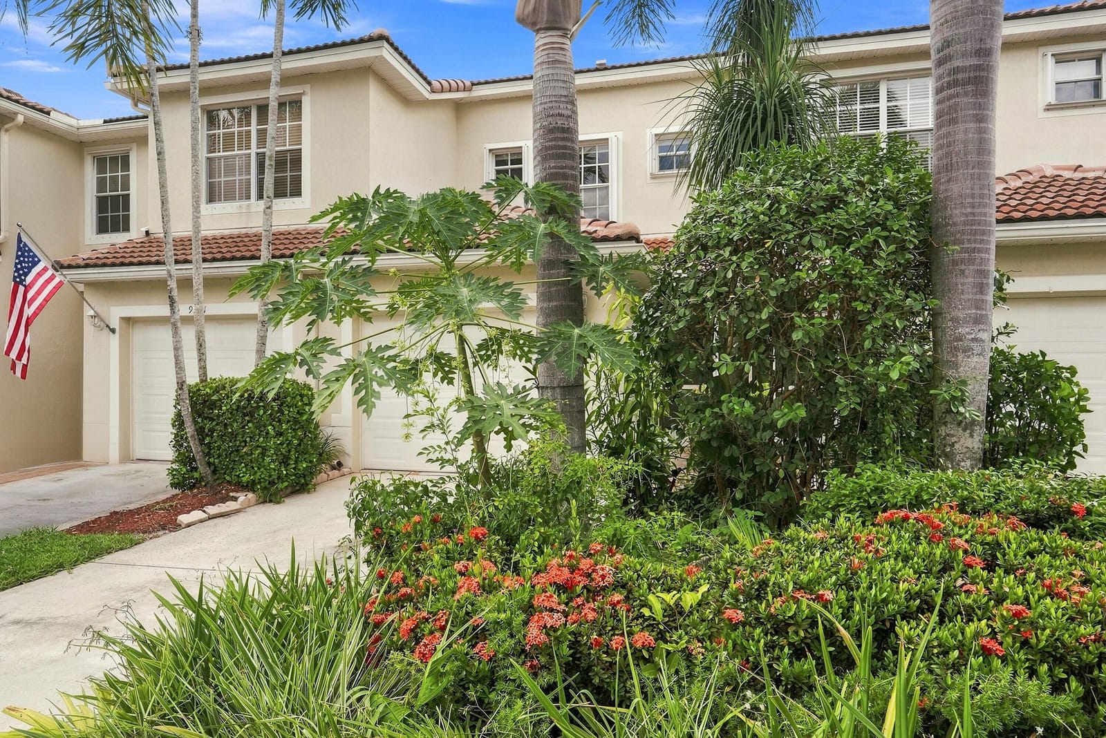9695 Porta Leona Lane — photo 3