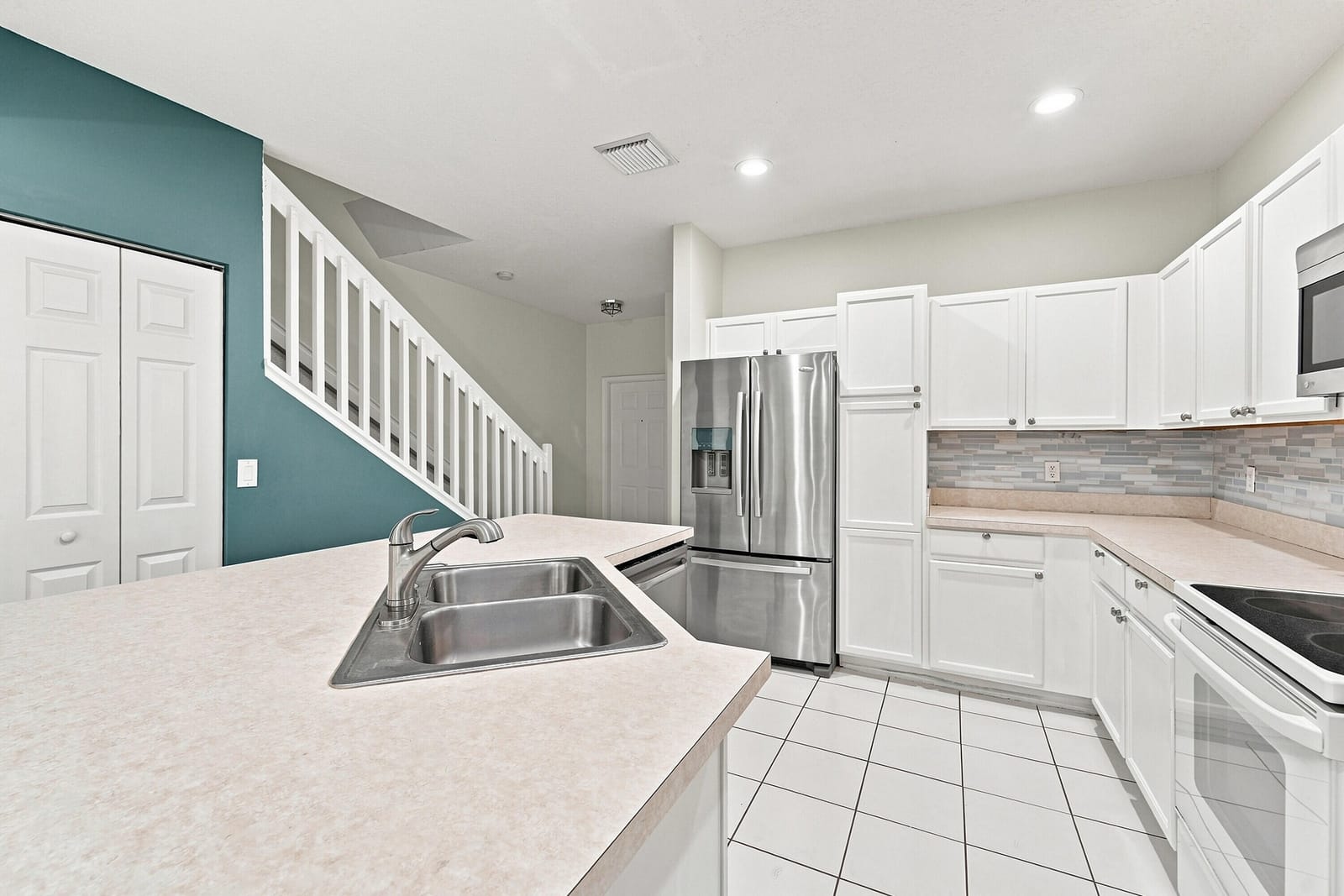 9695 Porta Leona Lane — photo 8