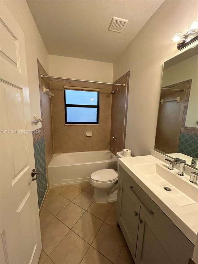 11824 SW 232nd Lane 2, Homestead, FL 33032