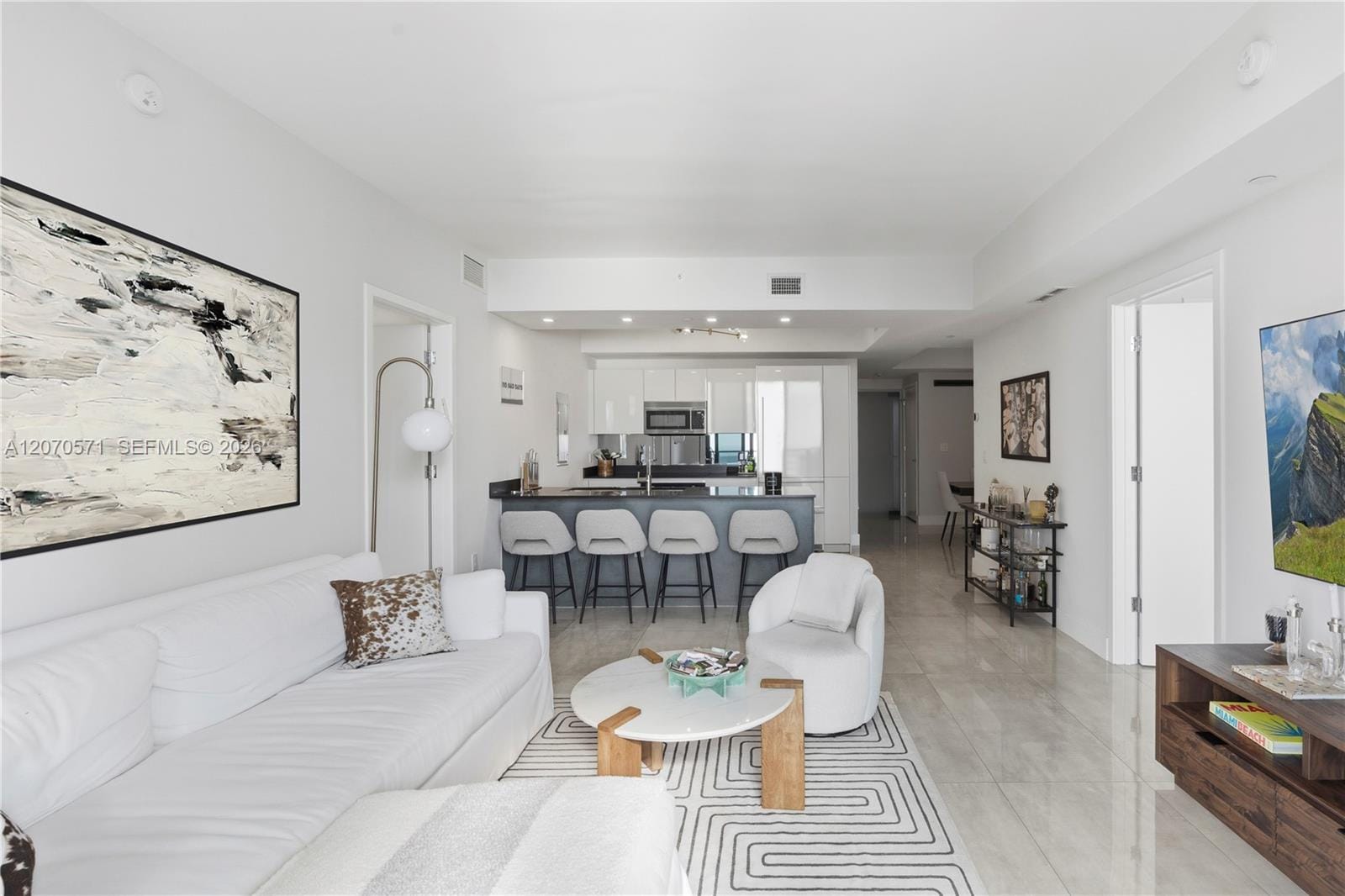 1010 Brickell Avenue 3903 — photo 8