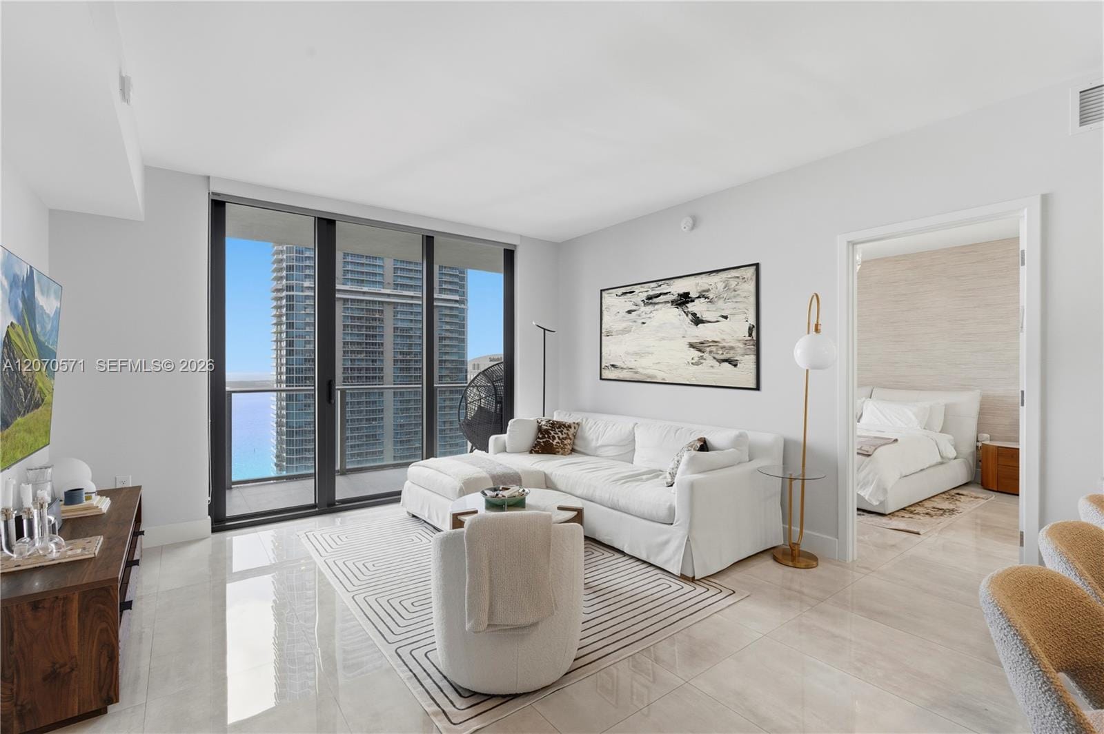 1010 Brickell Avenue 3903 — photo 2