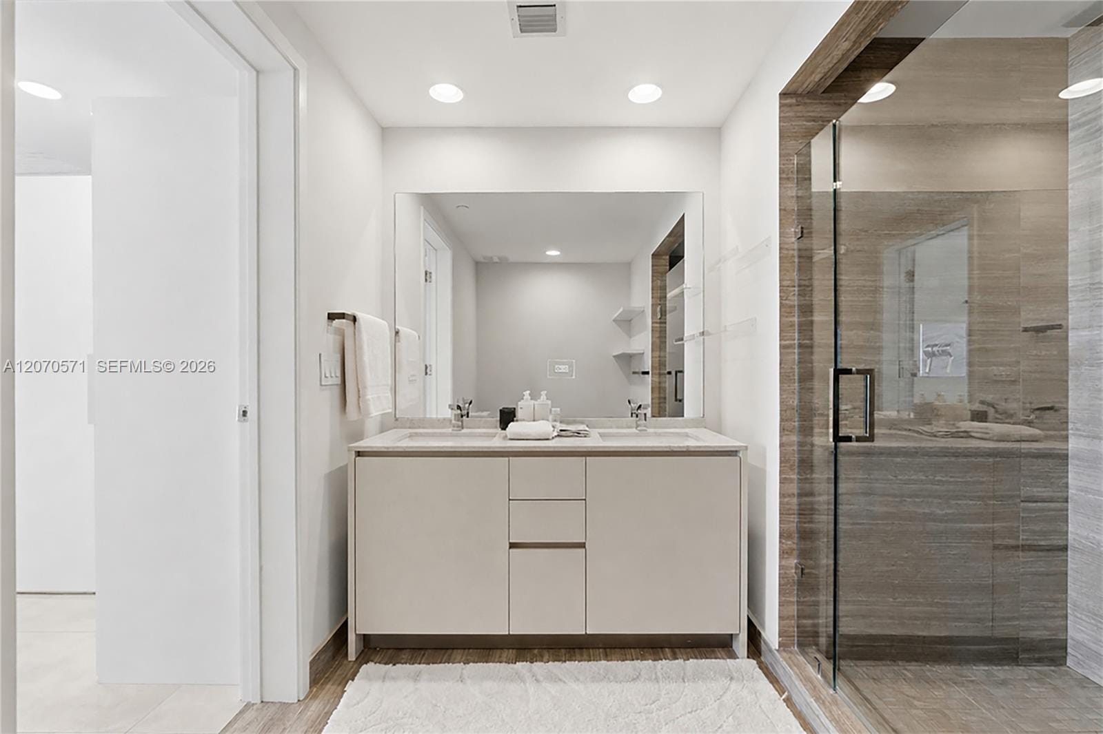 1010 Brickell Avenue 3903 — photo 12