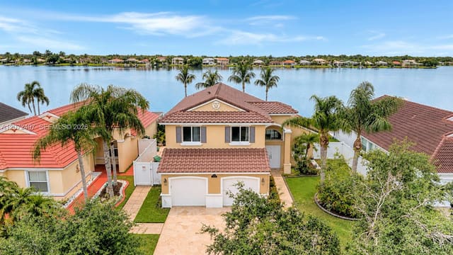 19156 NW 24th Court, Pembroke Pines, FL 33029