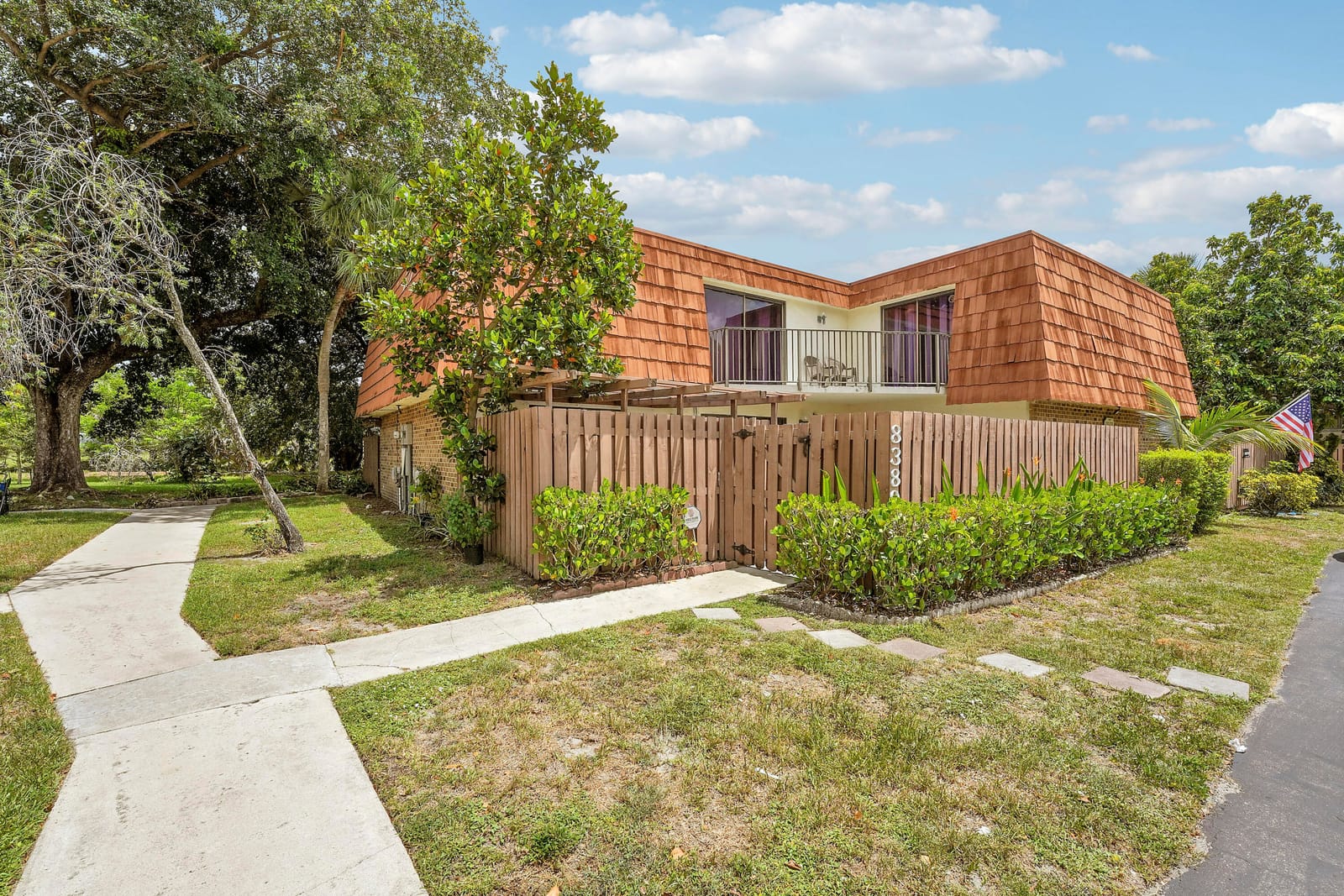 8389 N Coral Circle — photo 9