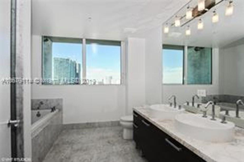 244 Biscayne Boulevard 1102, Miami, FL 33132 photo 2