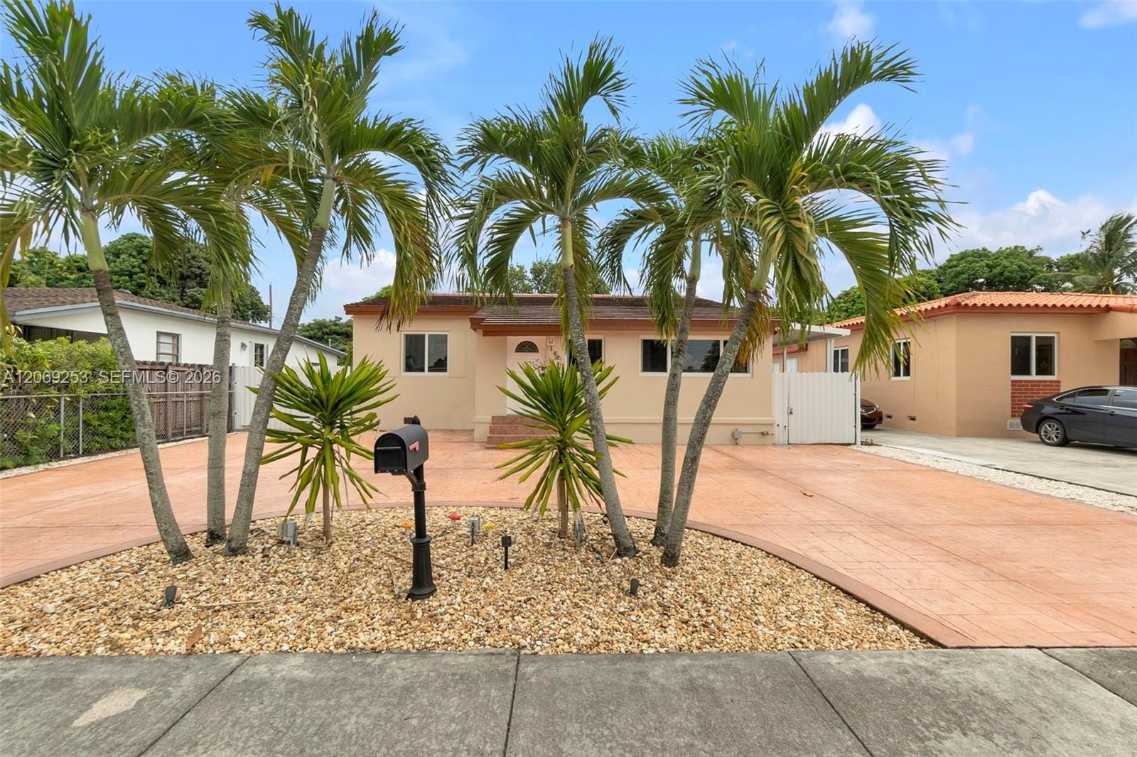 142 W 35th Street, Hialeah, FL 33012