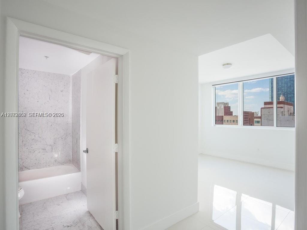 244 Biscayne Boulevard 1202, Miami, FL 33132 photo 14