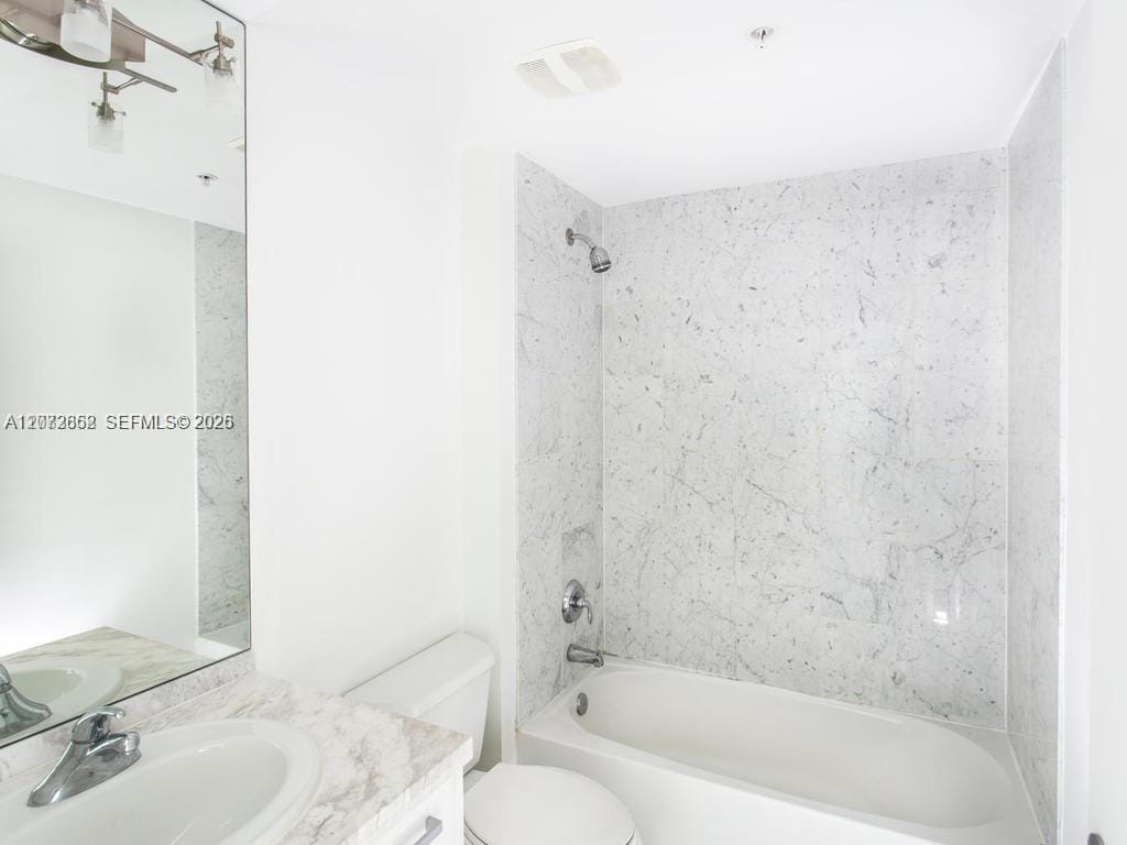 244 Biscayne Boulevard 1202, Miami, FL 33132 photo 17