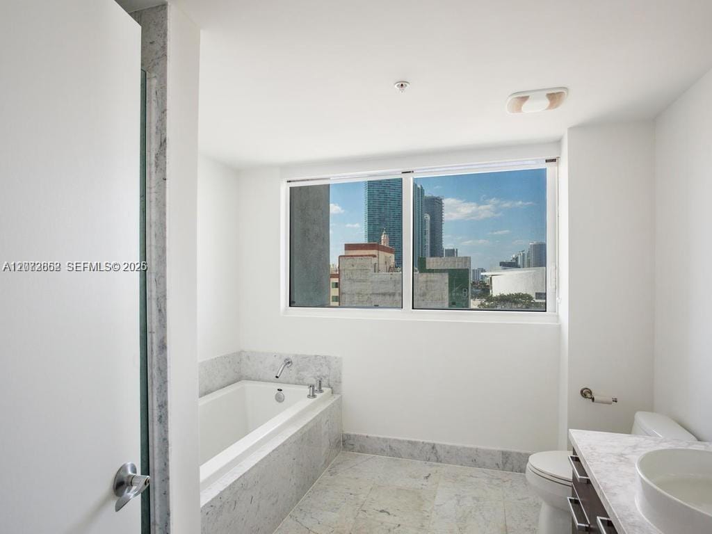 244 Biscayne Boulevard 1202, Miami, FL 33132 photo 19