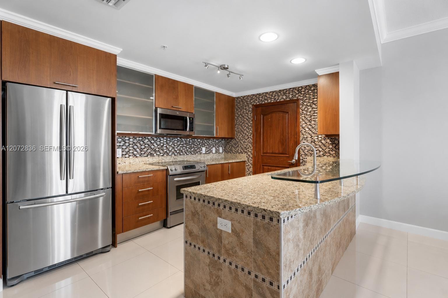 1945 S Ocean Drive 2209 — photo 4