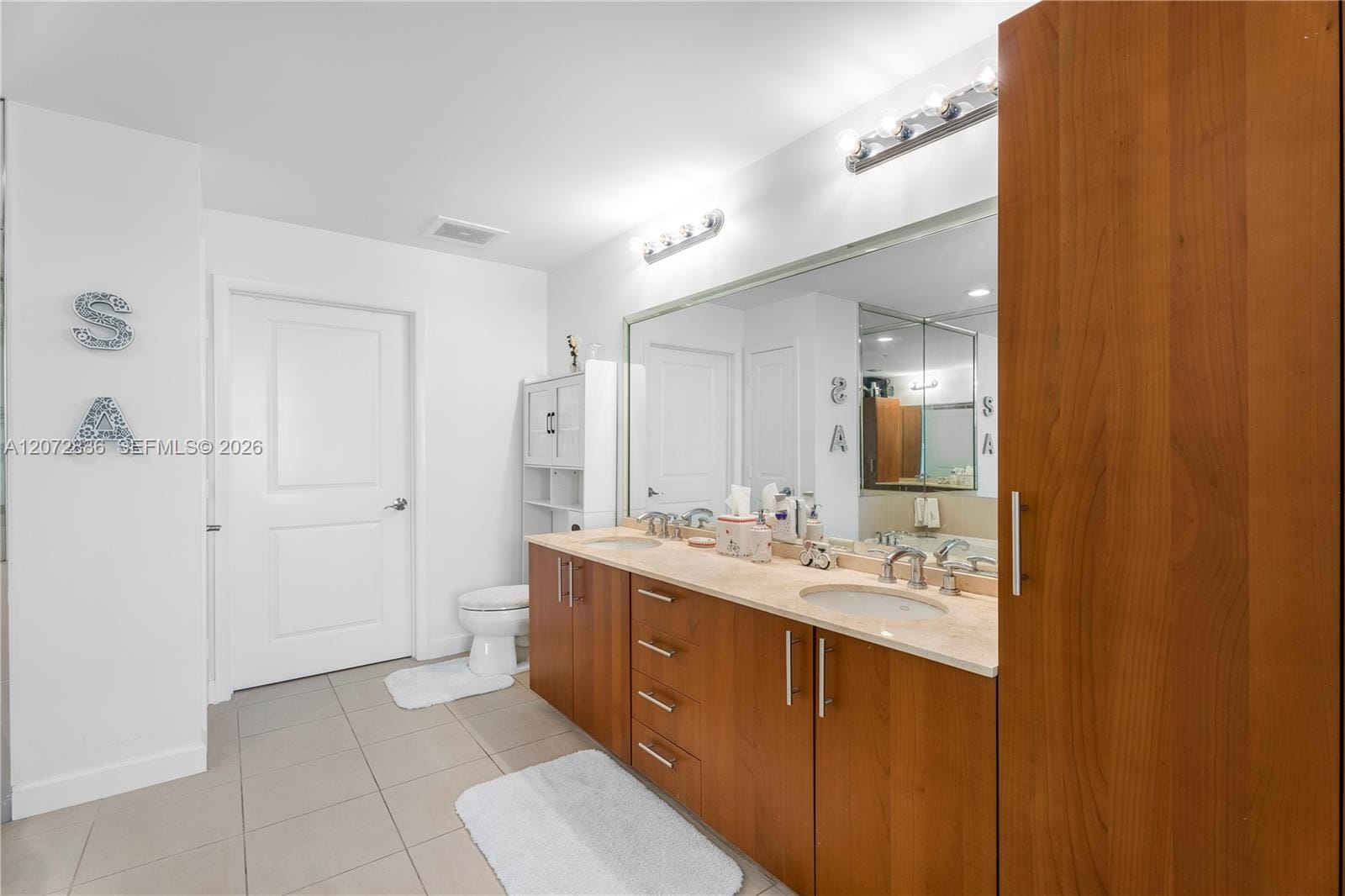 1945 S Ocean Drive 2209 — photo 7