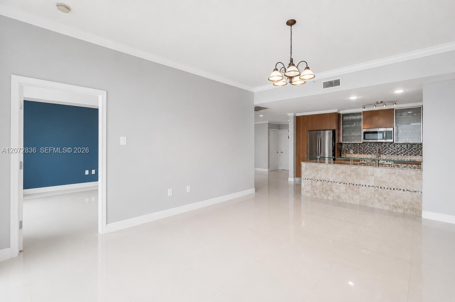 1945 S Ocean Drive 2209 — photo 3