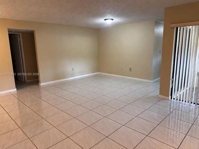 8810 SW 123rd Court M110, Miami, FL 33186