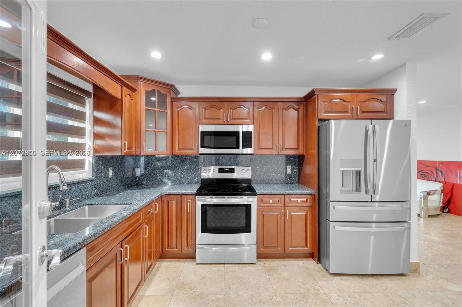 5330 SW 7th Street — photo 11