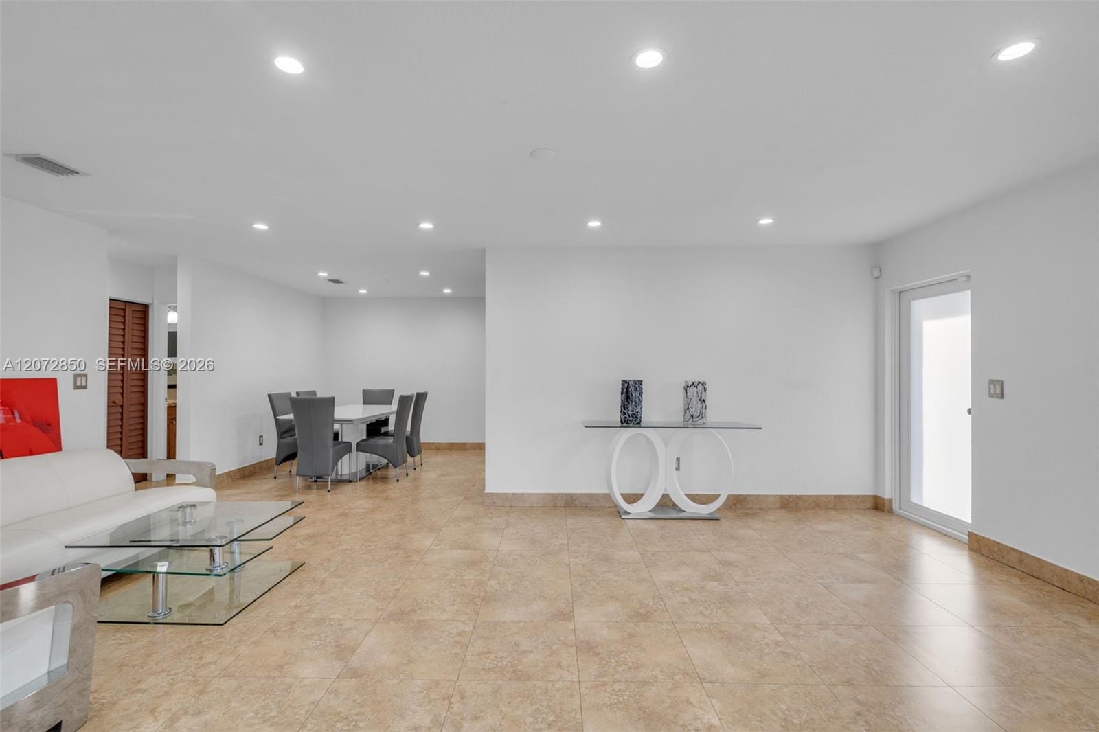 5330 SW 7th Street — photo 6